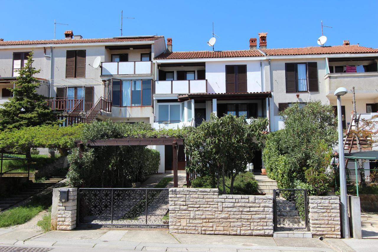 Apartment Irena Pula Exterior photo