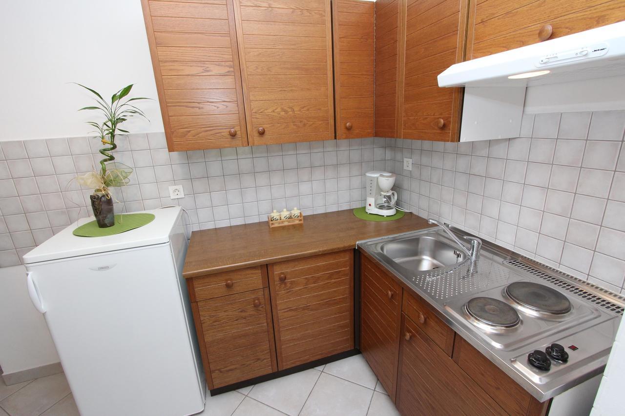 Apartment Irena Pula Exterior photo